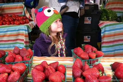 Farmer's Market nearby