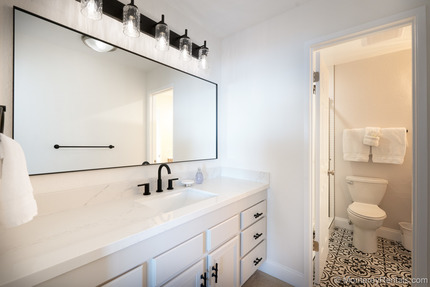 Upper Bathroom