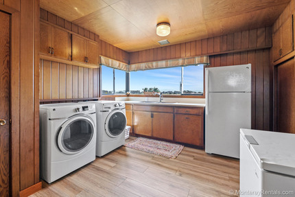 Utility room and laundry