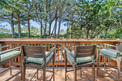 Balcony off upper suite